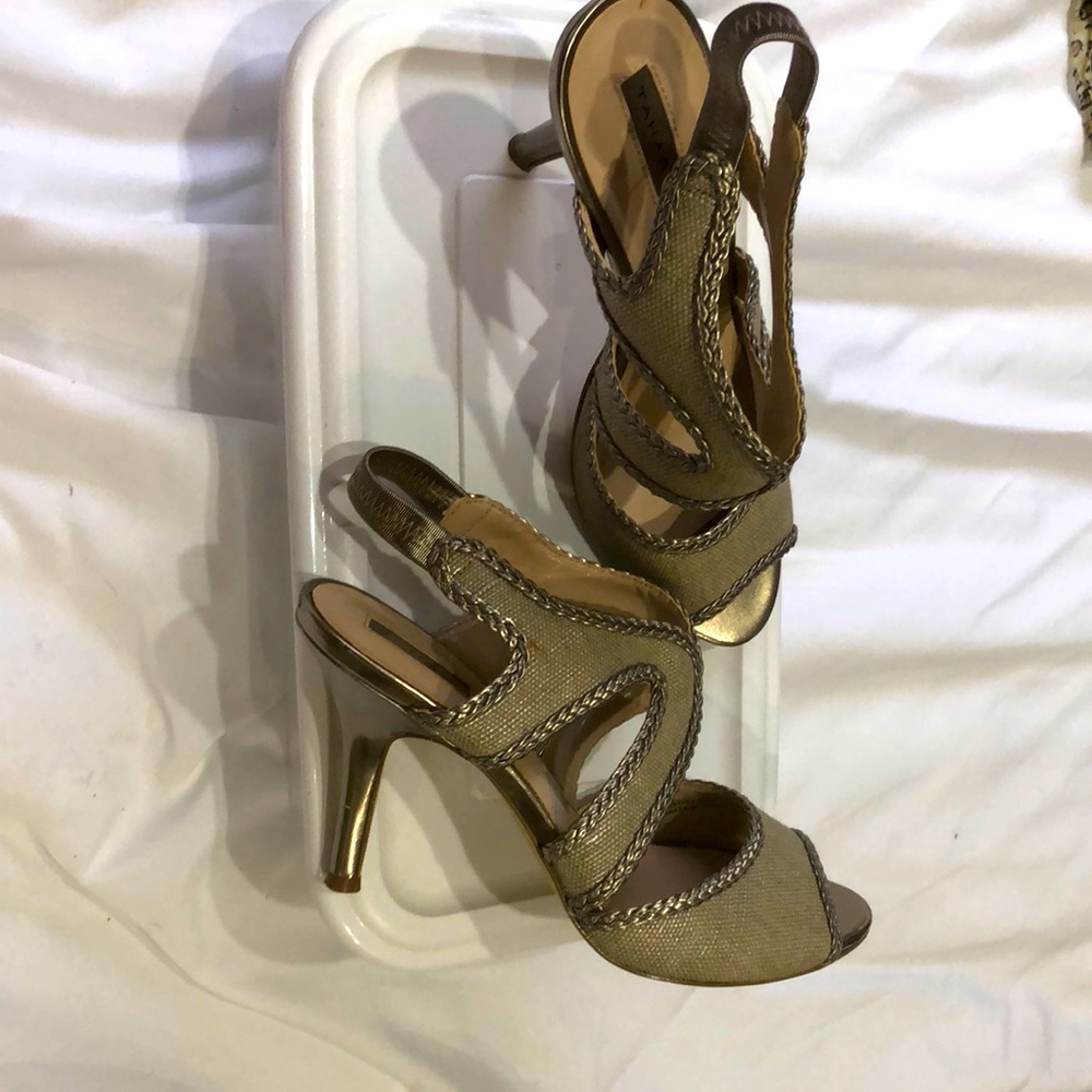 Soft gold summer heel